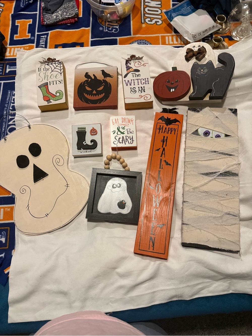 Halloween Home Accent Mix in Orange, Black, White